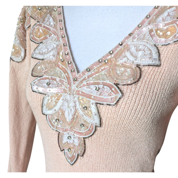 Vintage Don Sayres for Wellmore Pink Beaded Shoulder V Neck Knit Dress 80s - Picture 6 of 9